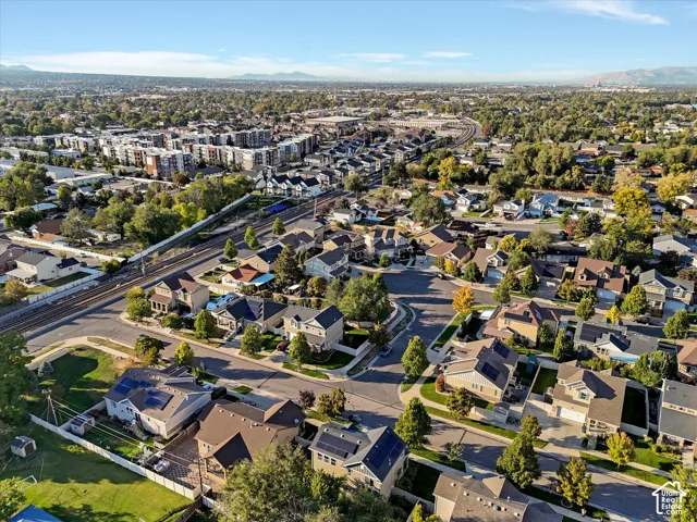 192 E Flicker Dr, Sandy, Utah 84070