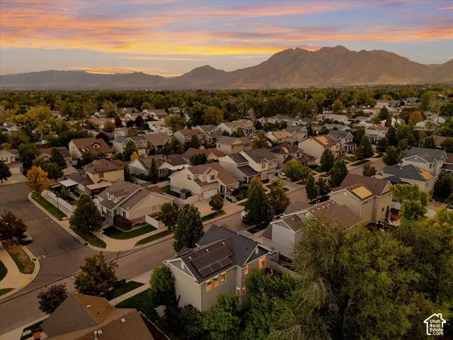 192 E Flicker Dr, Sandy, Utah 84070