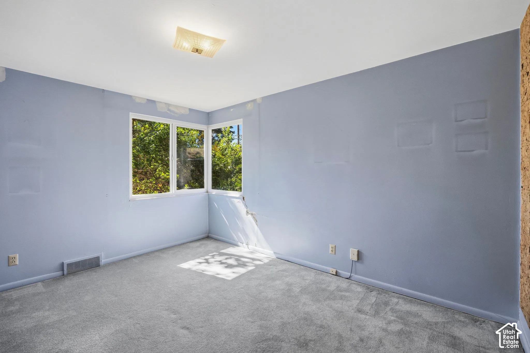 Main level 2nd bedroom