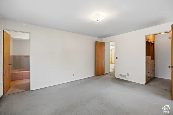 Main level primary bedroom