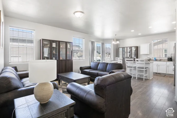 798 W Lafayette St, Stansbury Park, Utah 84074