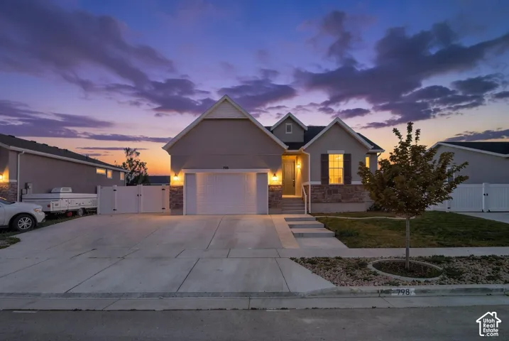798 W Lafayette St, Stansbury Park, Utah 84074
