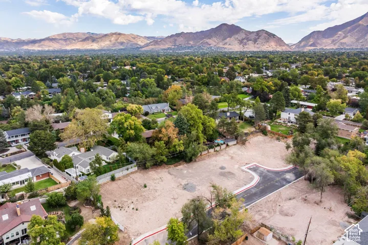 1763 E Honey Hollow Ln, Millcreek, Utah 84106