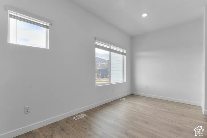 1219 N 235 E #216, Harrisville, Utah 84404