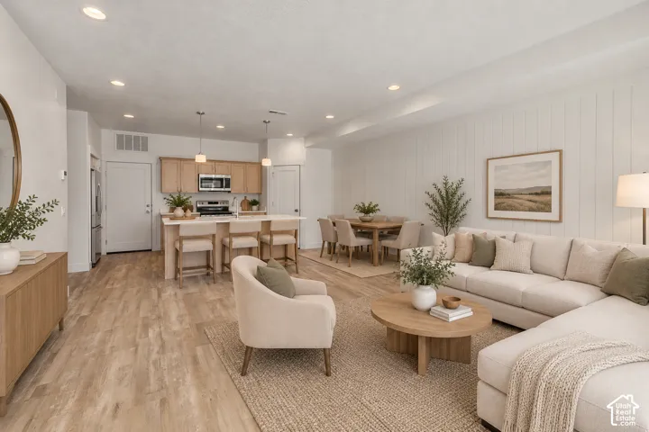 1653 W 2700 S #218, Syracuse, Utah 84075