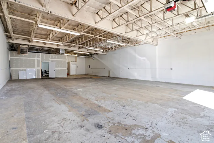 4042 S Pacific Ave #102, Riverdale, Utah 84405