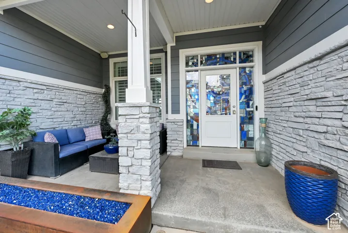251 Parkway Cir, North Salt Lake, Utah 84054