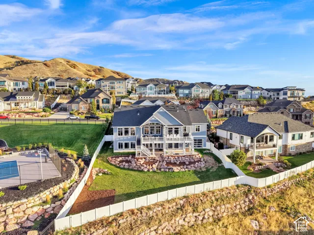 251 Parkway Cir, North Salt Lake, Utah 84054