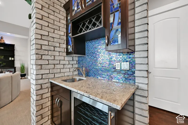 251 Parkway Cir, North Salt Lake, Utah 84054