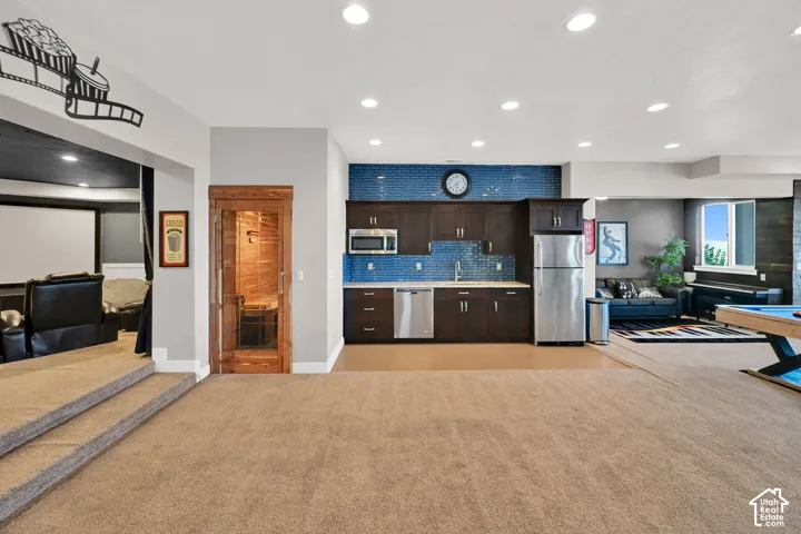 251 Parkway Cir, North Salt Lake, Utah 84054