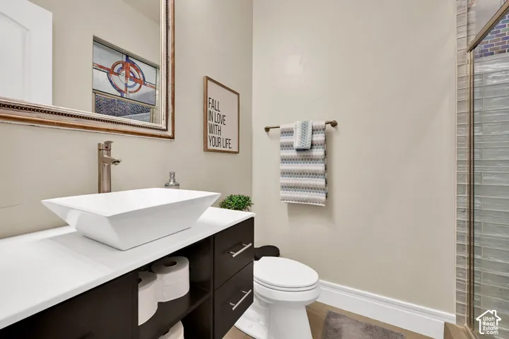 251 Parkway Cir, North Salt Lake, Utah 84054