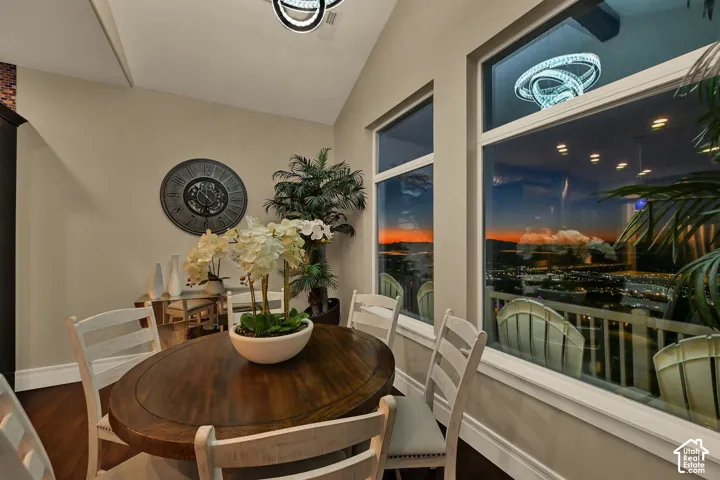 251 Parkway Cir, North Salt Lake, Utah 84054