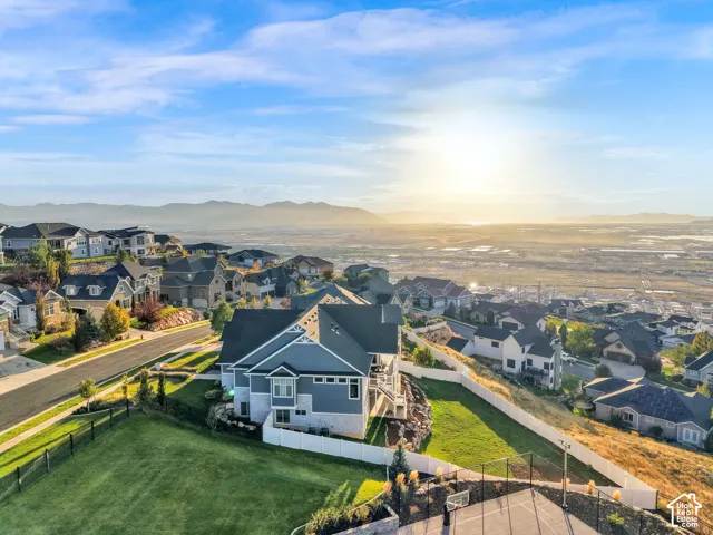 251 Parkway Cir, North Salt Lake, Utah 84054