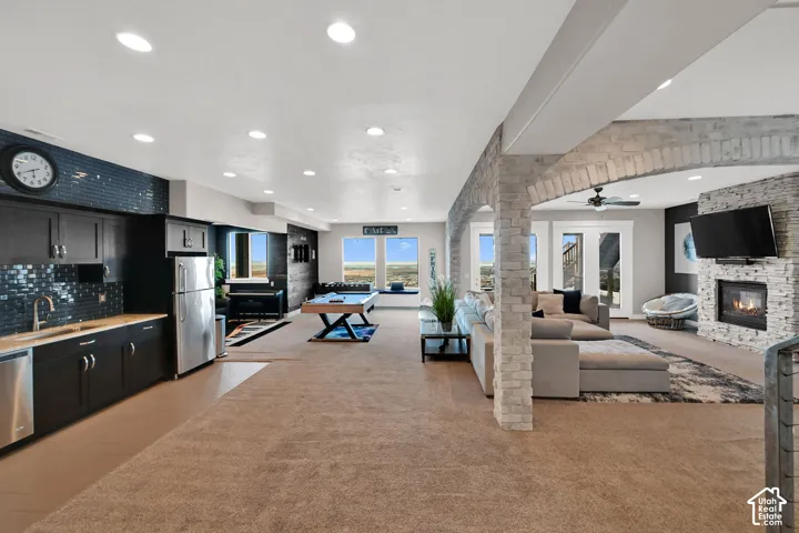 251 Parkway Cir, North Salt Lake, Utah 84054
