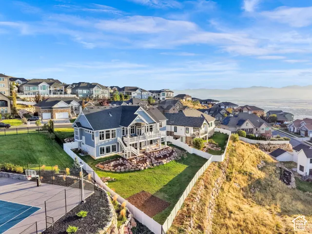 251 Parkway Cir, North Salt Lake, Utah 84054