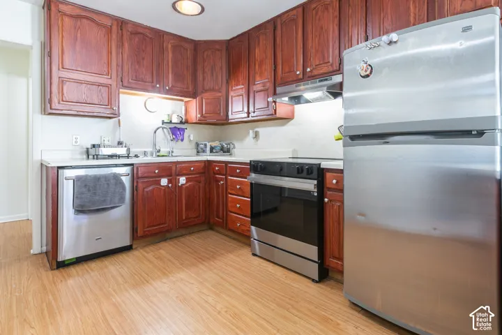 spacious kitchen