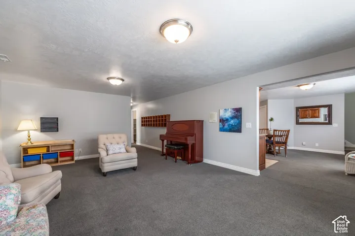 1651 W Peaceful Cir, South Jordan, Utah 84095