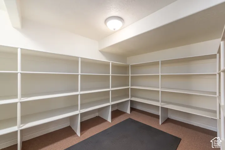 1651 W Peaceful Cir, South Jordan, Utah 84095