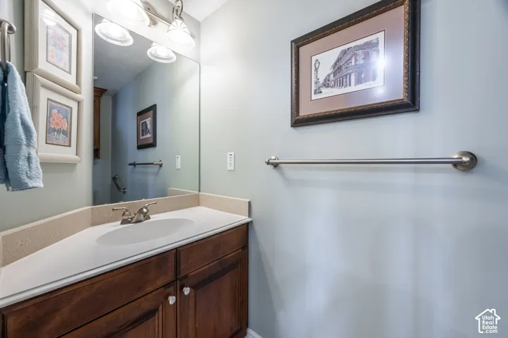 1651 W Peaceful Cir, South Jordan, Utah 84095