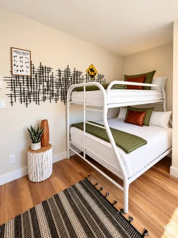 Bedroom (Bear Room)