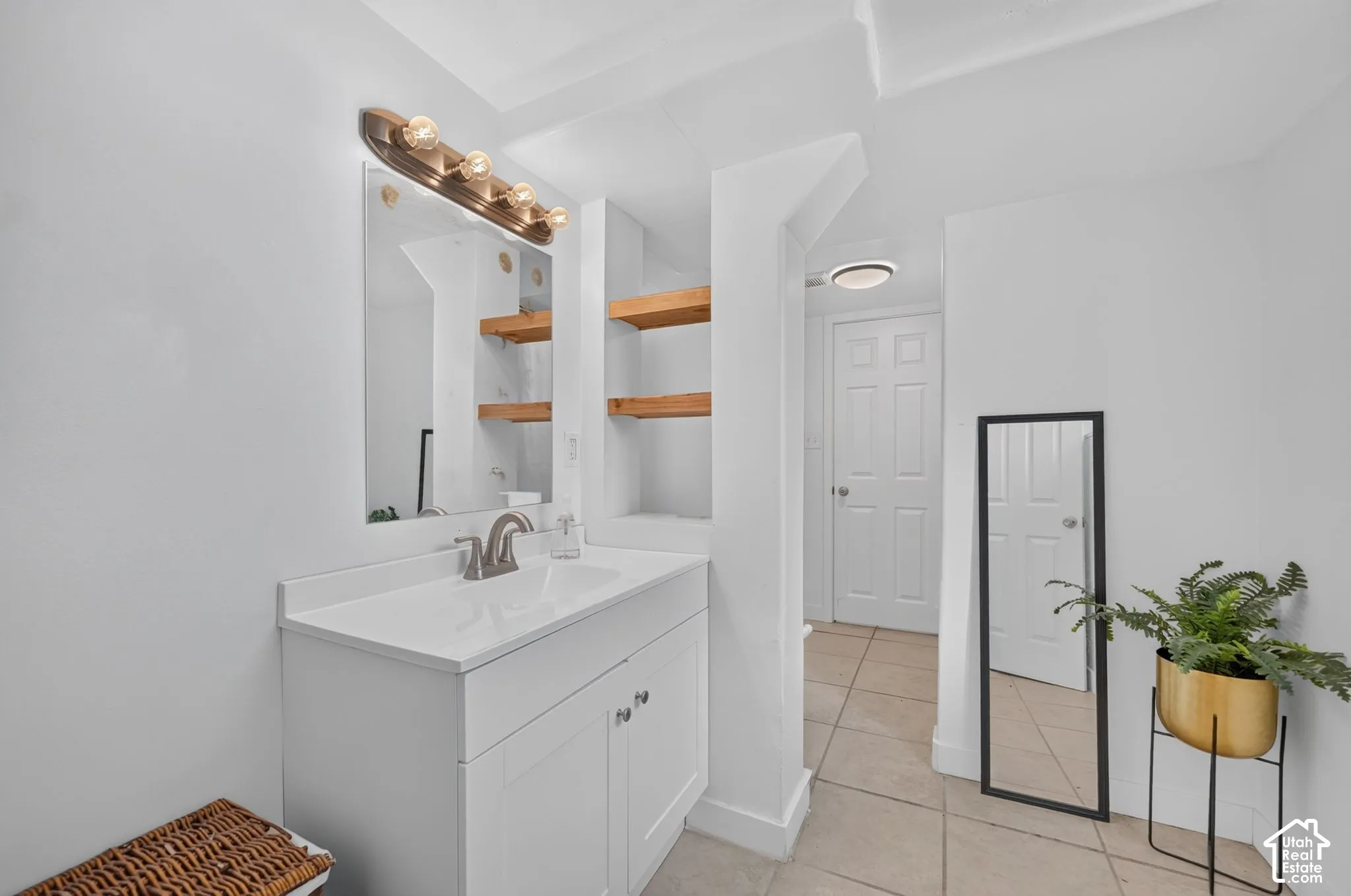 Bathroom 3 - Downstairs.