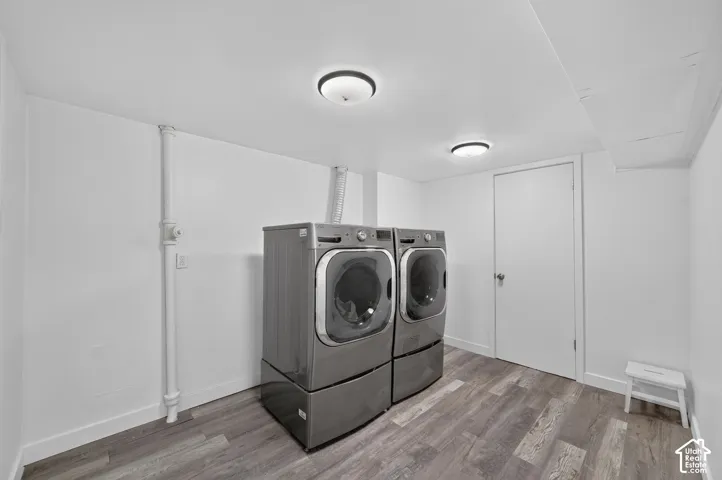 Washer and Dryer Included!