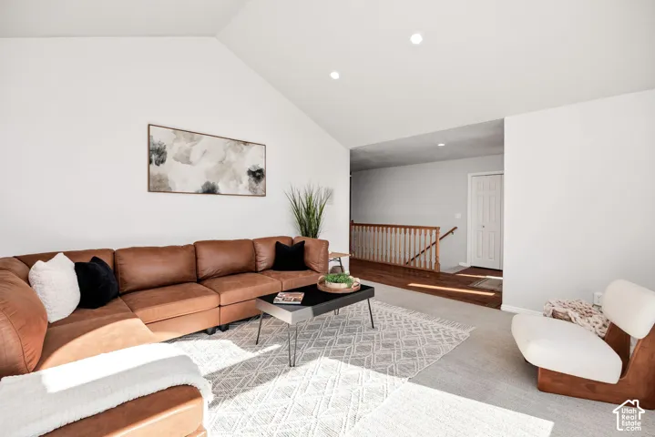 Vaulted ceiling with recessed lighting