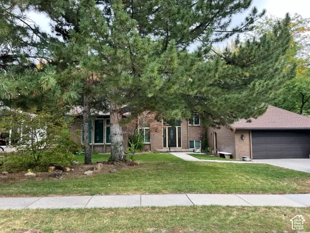8145 S Shorthills Dr, Cottonwood Heights, Utah 84121