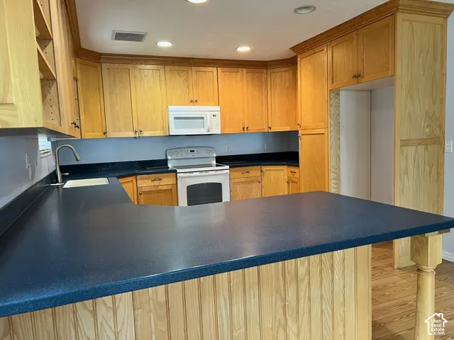 8145 S Shorthills Dr, Cottonwood Heights, Utah 84121
