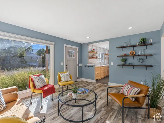 Cheerful living room with oversized picture window