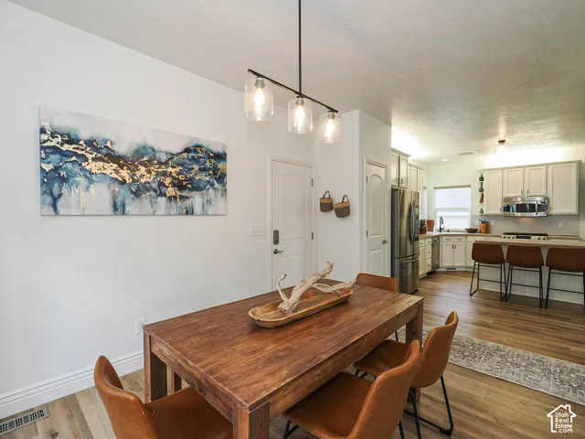 4332 W Pentenwell Ln, South Jordan, Utah 84009