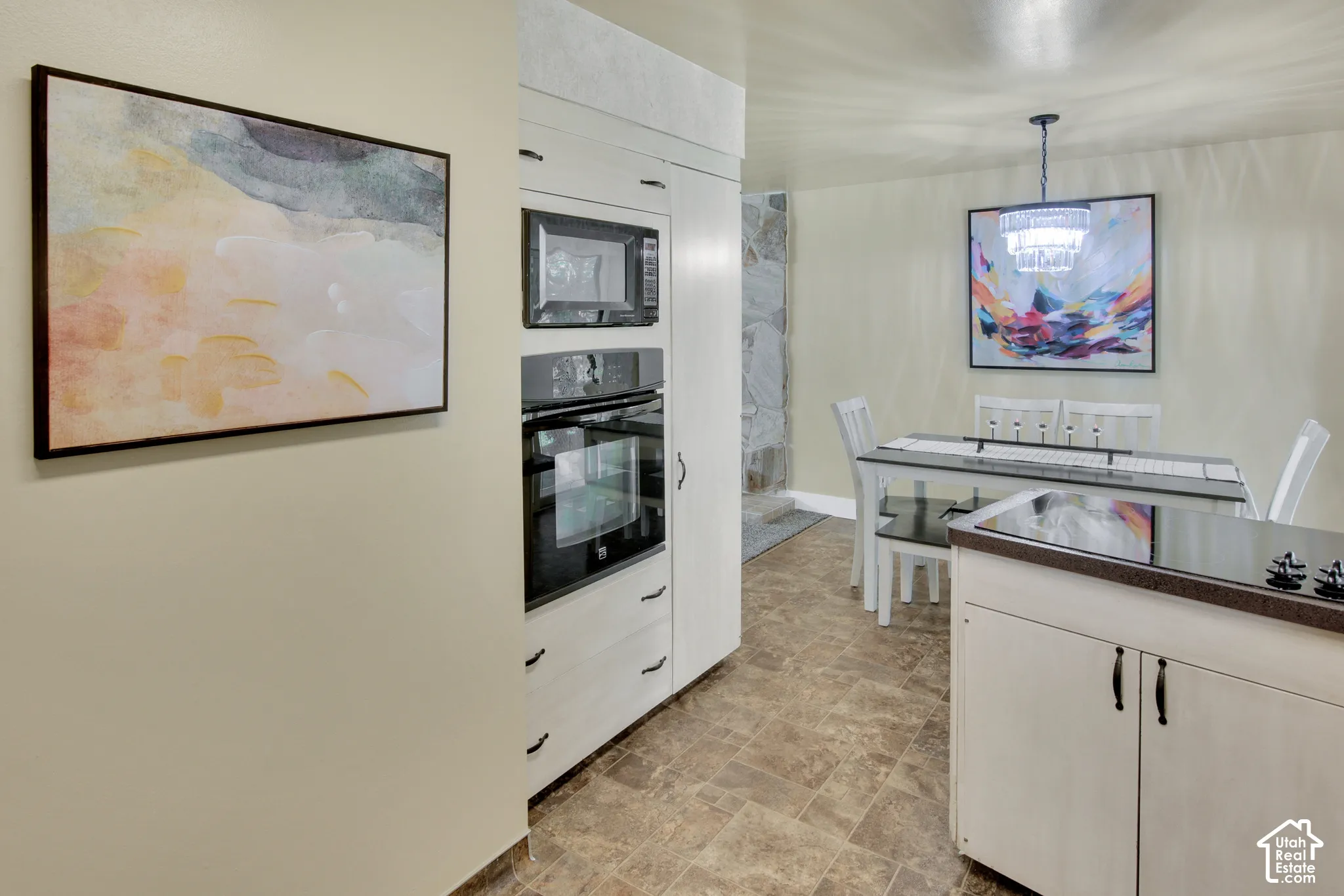 Built-in microwave and oven combination, dining area