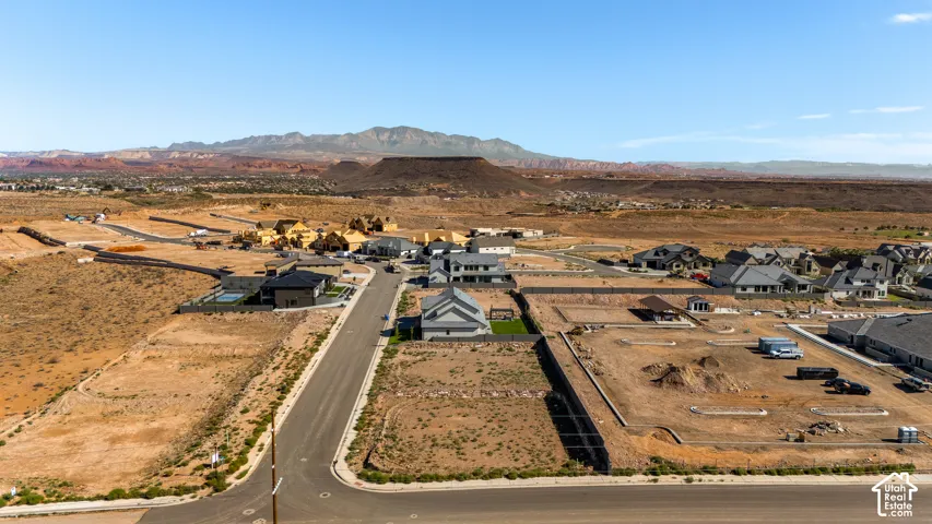 Expansive development with numerous building sites