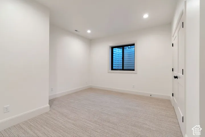 Photos are of a previous build and to show an example of what can be done.