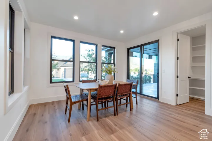 Photos are of a previous build and to show an example of what can be done.