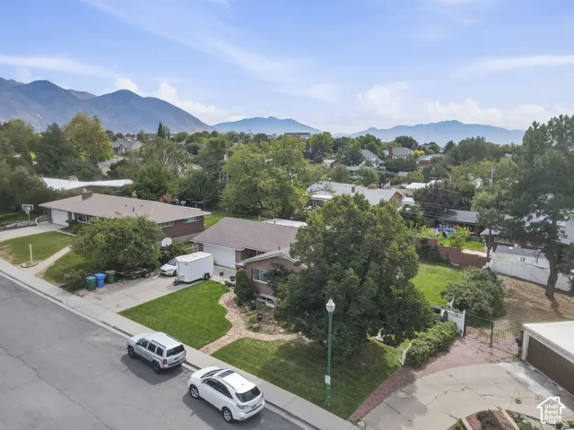 Residential neighborhood home exterior