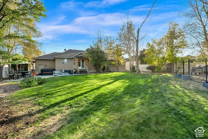 5008 W Pine Laurel Ln, West Jordan, Utah 84081