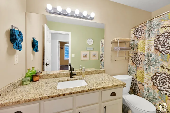 5008 W Pine Laurel Ln, West Jordan, Utah 84081