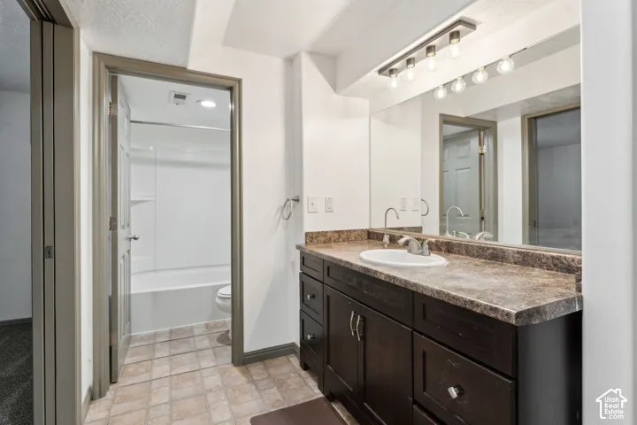 293 W Ann Cir, Stansbury Park, Utah 84074