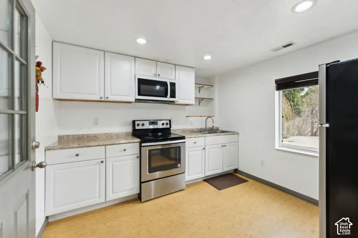 293 W Ann Cir, Stansbury Park, Utah 84074