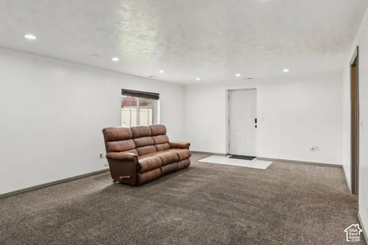 293 W Ann Cir, Stansbury Park, Utah 84074