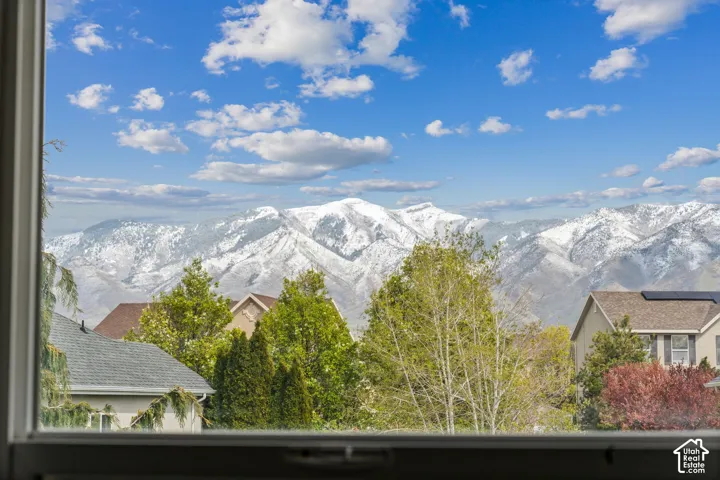 293 W Ann Cir, Stansbury Park, Utah 84074