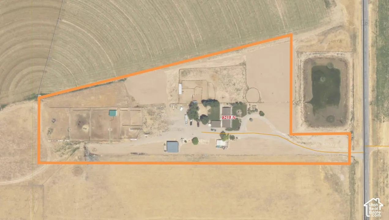 Aerial Map. Depicting the estimated  property boundary and its surrounding area