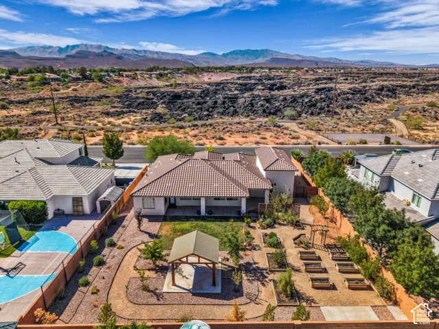 1720 Lava Cove Dr, Santa Clara, Utah 84765
