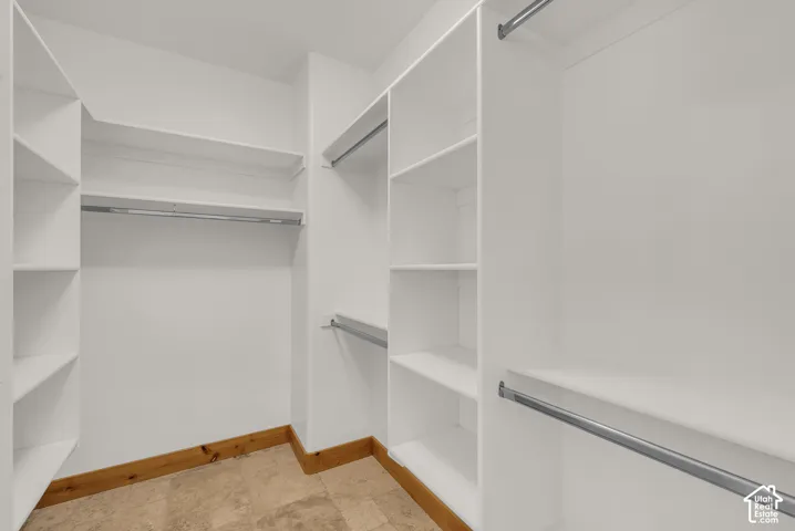 Owners Suite Walk In Closet