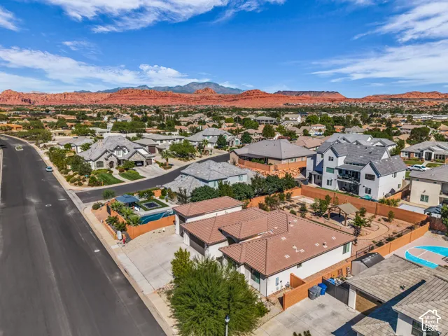 1720 Lava Cove Dr, Santa Clara, Utah 84765