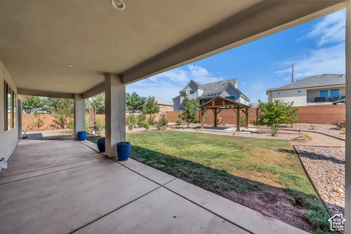 1720 Lava Cove Dr, Santa Clara, Utah 84765