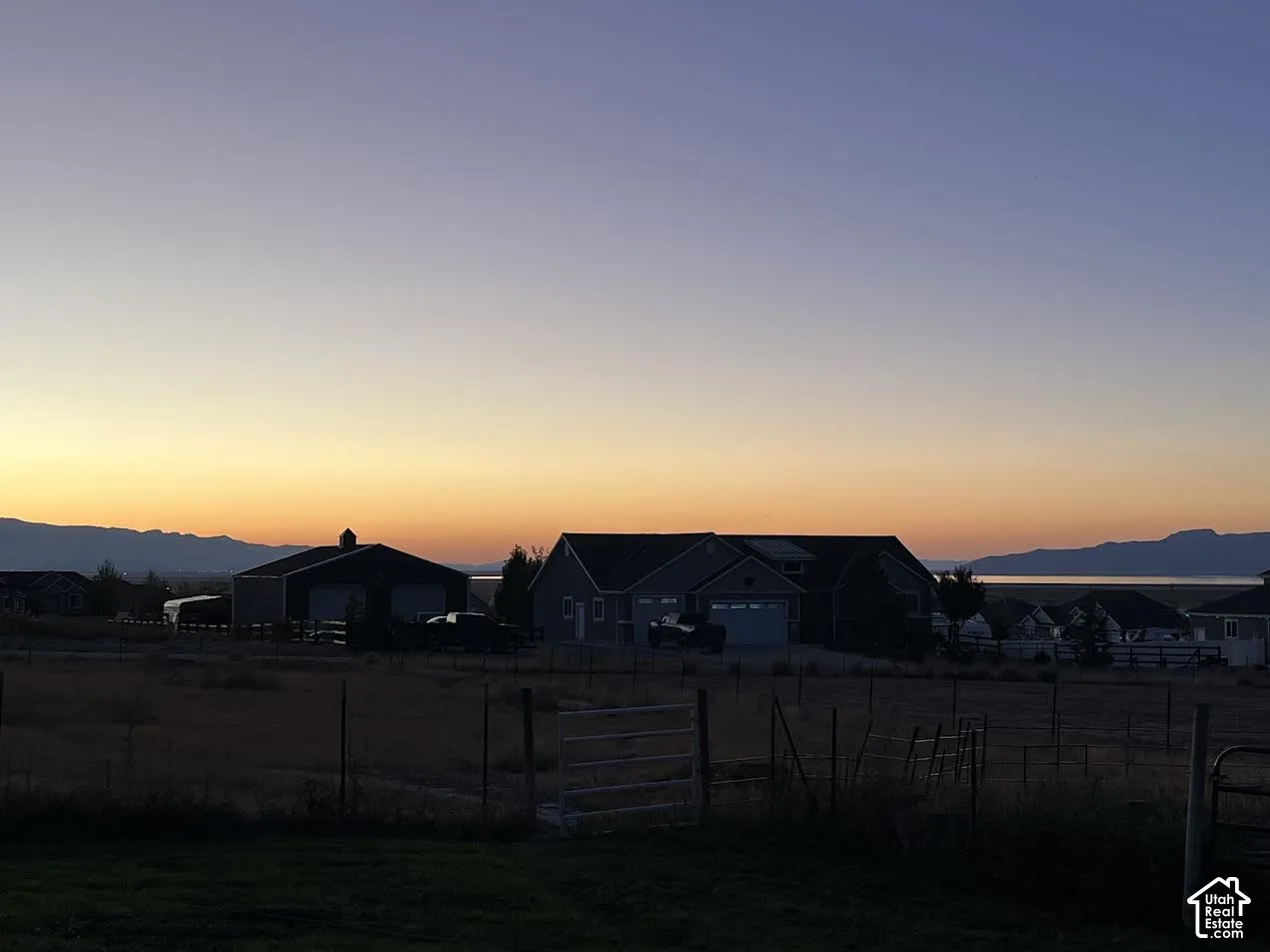 Homeowner captures nightly sunset.