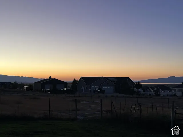 Homeowner captures nightly sunset.