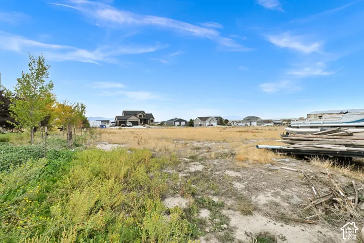 7283 N Adobe Ln, Lake Point, Utah 84074